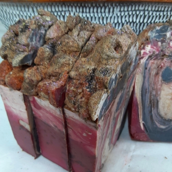 2 Dragon blood slayer scented large soap bars - Picture 12 of 15